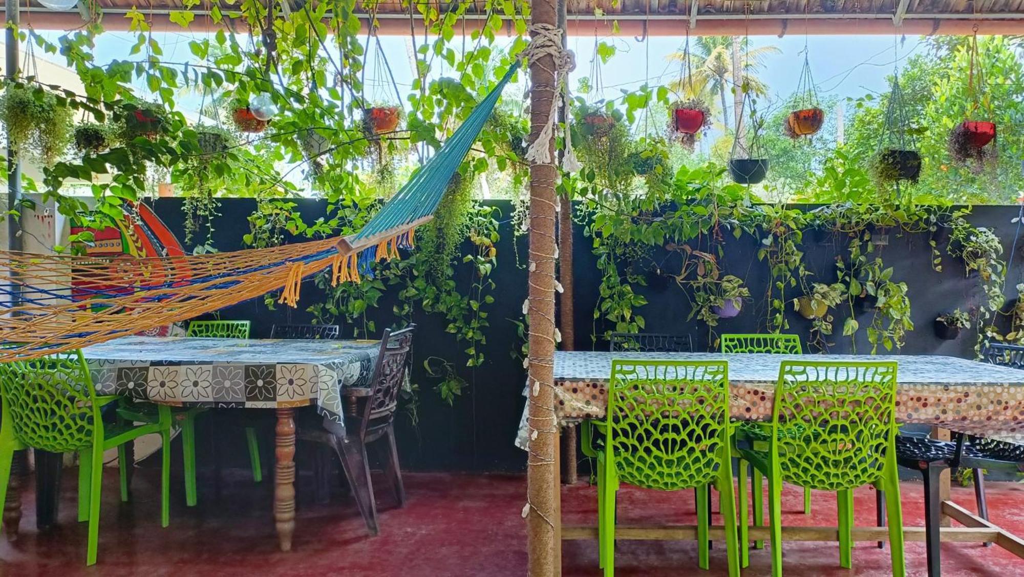 Marari Beach Cleetus Homestay Mararikulam Exterior photo