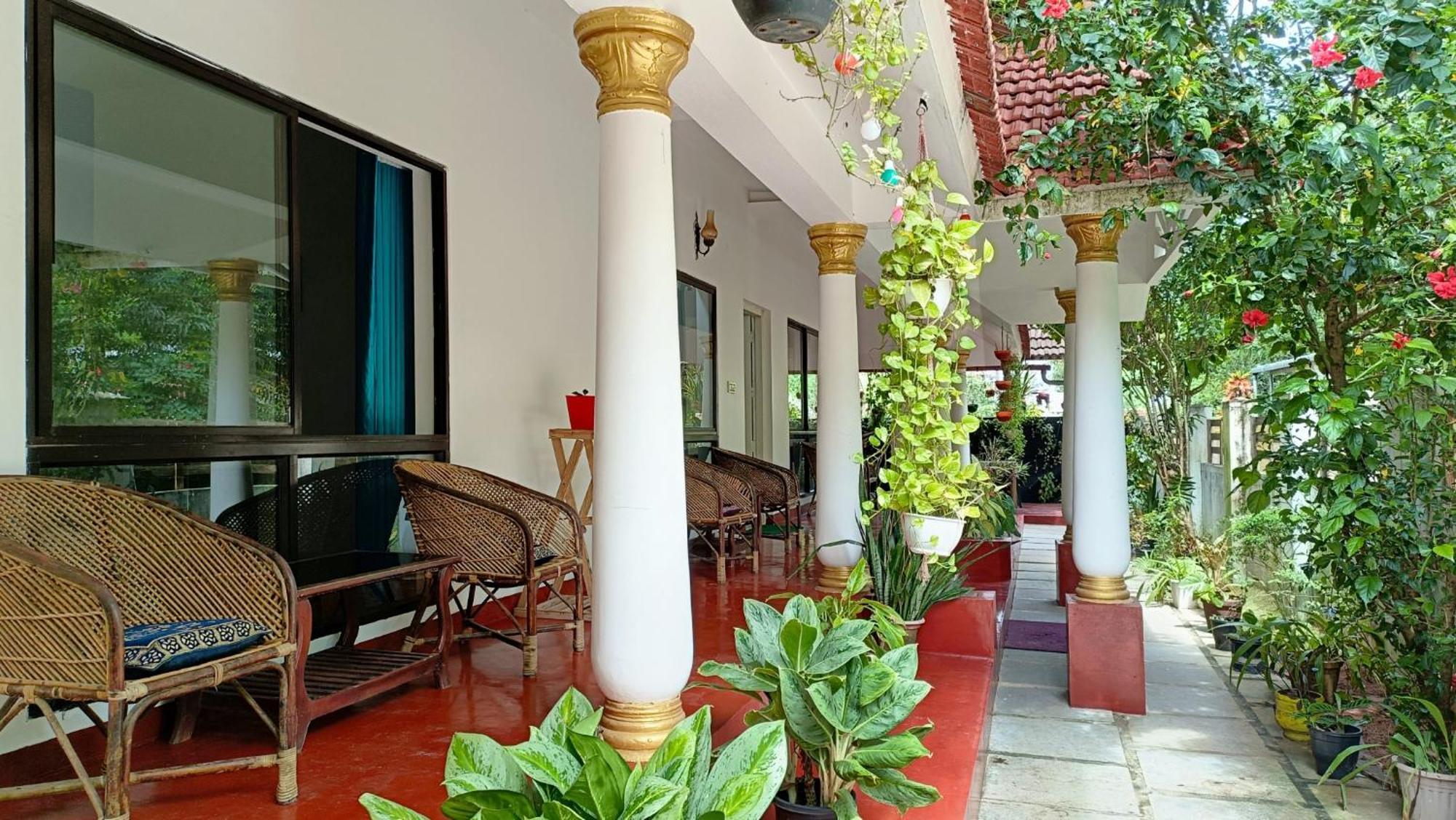 Marari Beach Cleetus Homestay Mararikulam Exterior photo