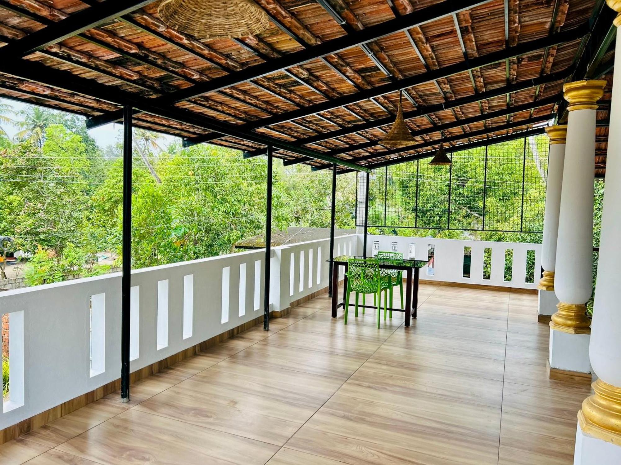Marari Beach Cleetus Homestay Mararikulam Exterior photo