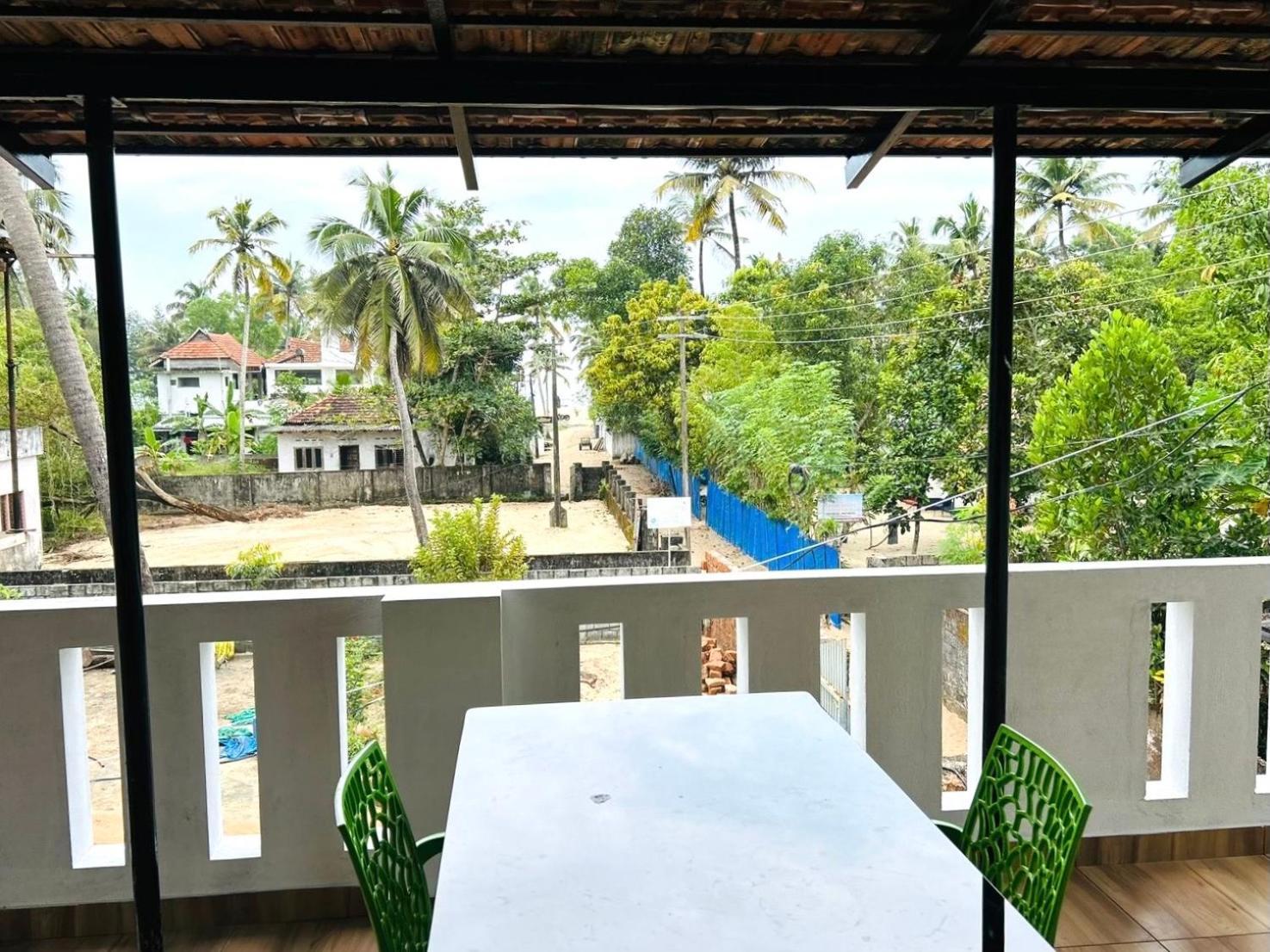 Marari Beach Cleetus Homestay Mararikulam Exterior photo